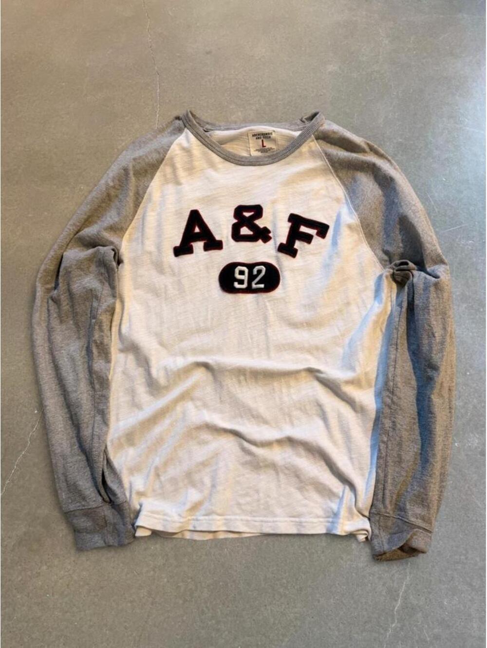 Abercrombie & Fitch A&F 92 Raglan Baseball Tee | men’s Large